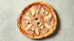 La Piazzetta 20. Pizza con Mele, Gorgonzola, Prosciutto Crudo, Mandorle