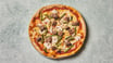 La Piazzetta 23. Pizza con Asparagi, Manzo Macinato, Champignon, Scaglie di Parmigiano